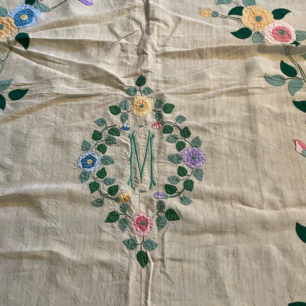 Coverlet from the 1910’20’s.  Beautiful condition.